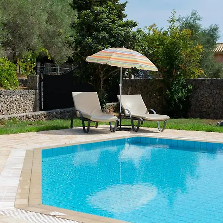Nefeli Breeze * Δασιά