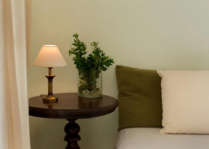 Nefeli Breeze Vila *